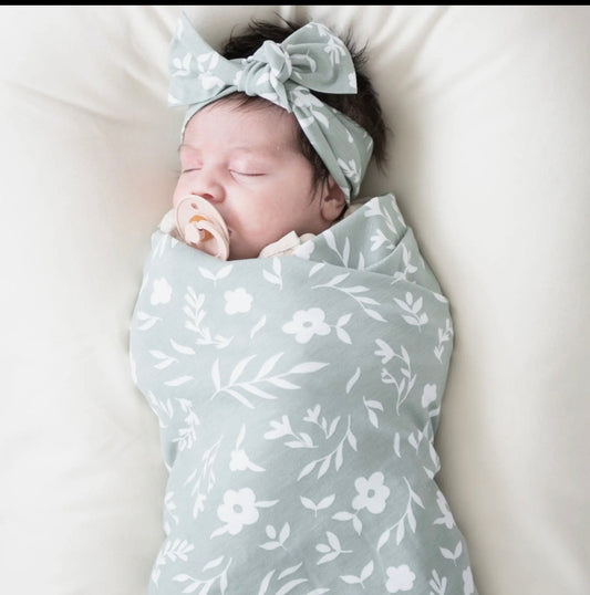 Stretchy Swaddle
